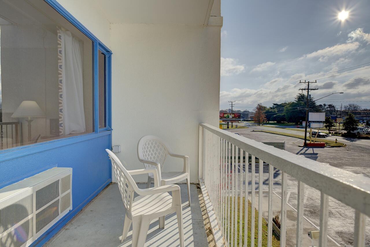Motel 6 Norfolk, Va East Little Creek Kültér fotó